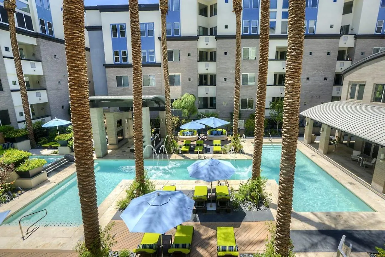 2 Story Loft With Mountain & City Views-King Bed & Parking 4011 Phoenix Сasa de vacaciones